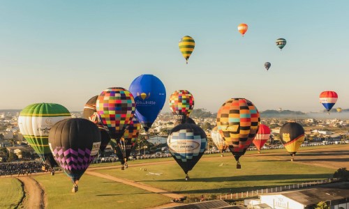 Itatiaia realiza festival de balonismo entre os dias 27 e 30 de julho